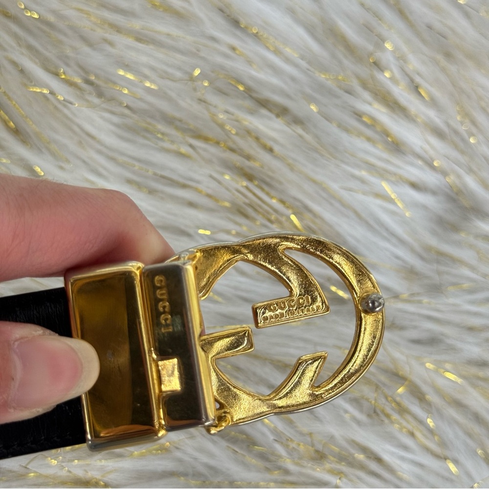 Gucci Black Leather Belt with Gold Double G Buckle - Picture 3 of 8